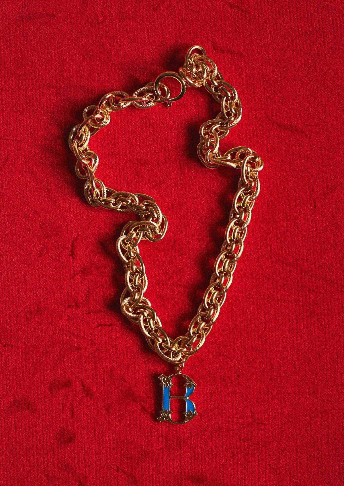 Bright Words necklace with 1 letter