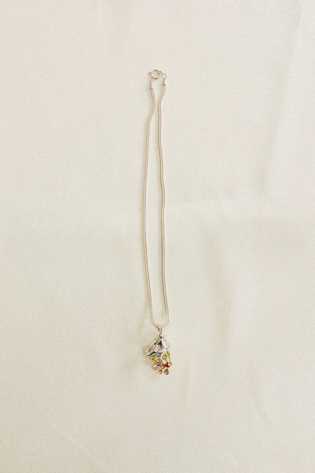 Mercure necklace in silver