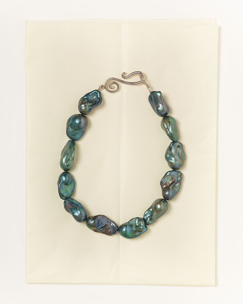 Collier Mother Of All Pearls en Nuit