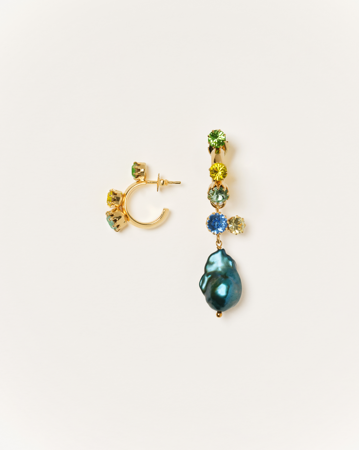 Stromboli earrings in Night