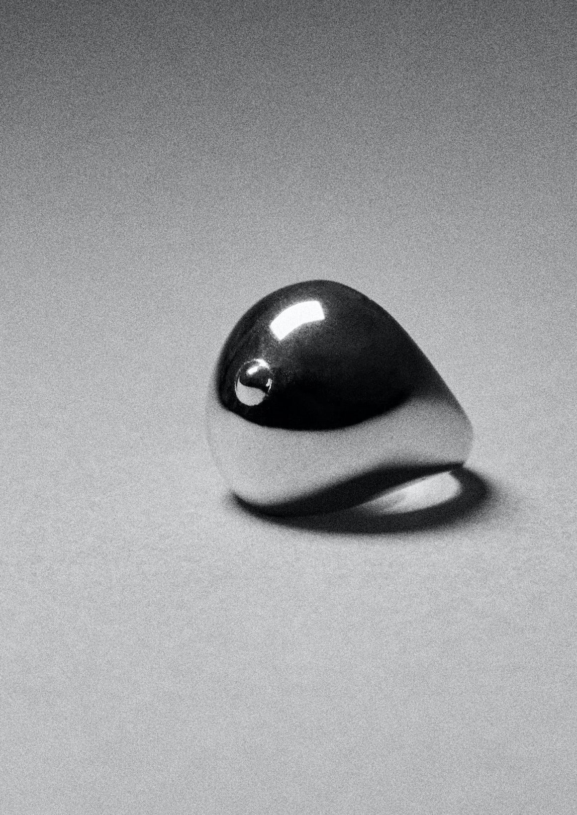 Boob ring in silver